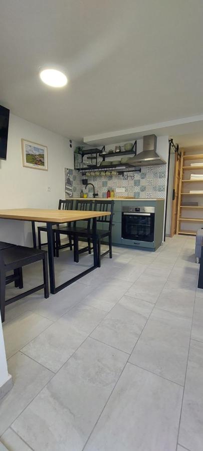 Apartma Licko Apartment Domzale Luaran gambar